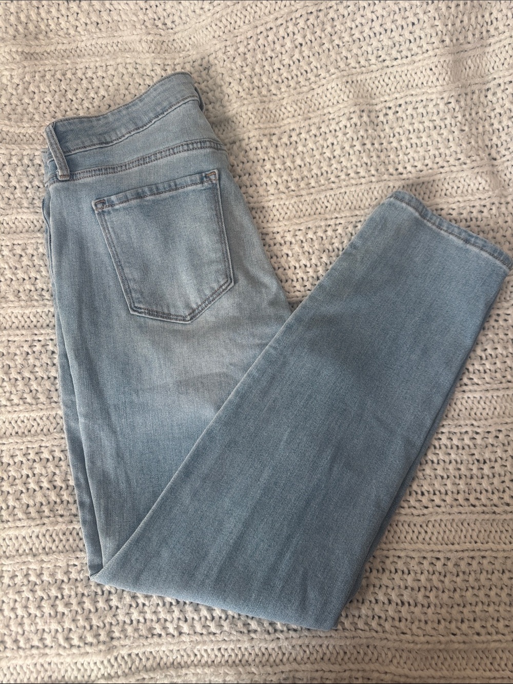 Old Navy Women's High-Rise Light Blue Jeans